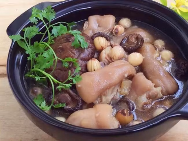 4 mon canh tot cho nguoi loang xuong, dau moi vai gay, thieu mau nao-Hinh-2