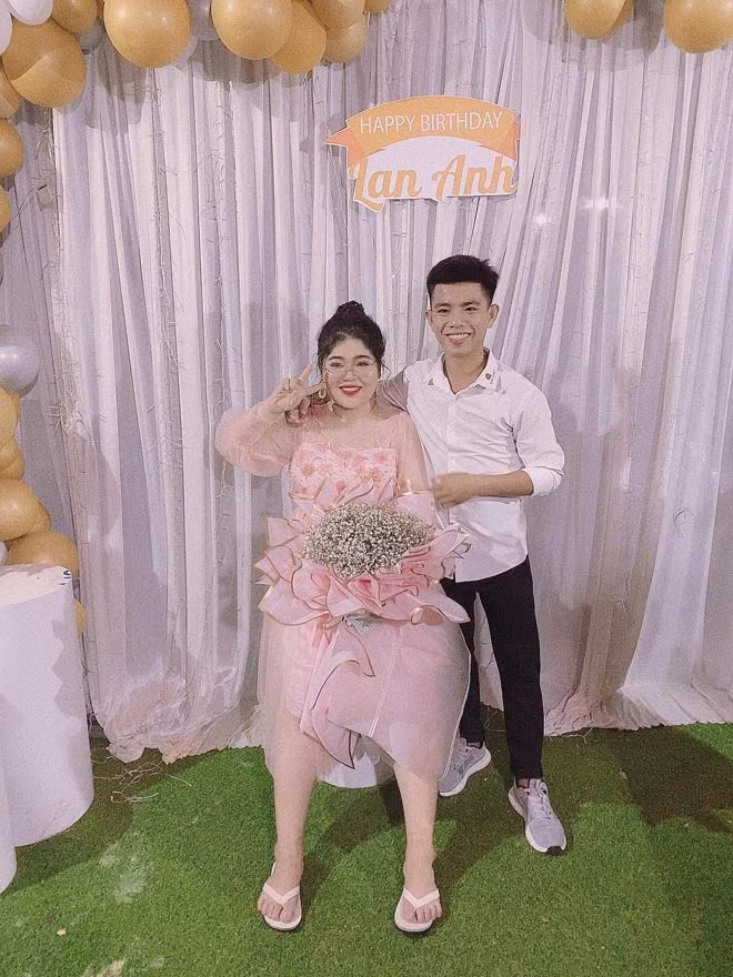 Co gai yeu chang trai kem 30kg, lan dau tien gap da duoc to tinh-Hinh-2