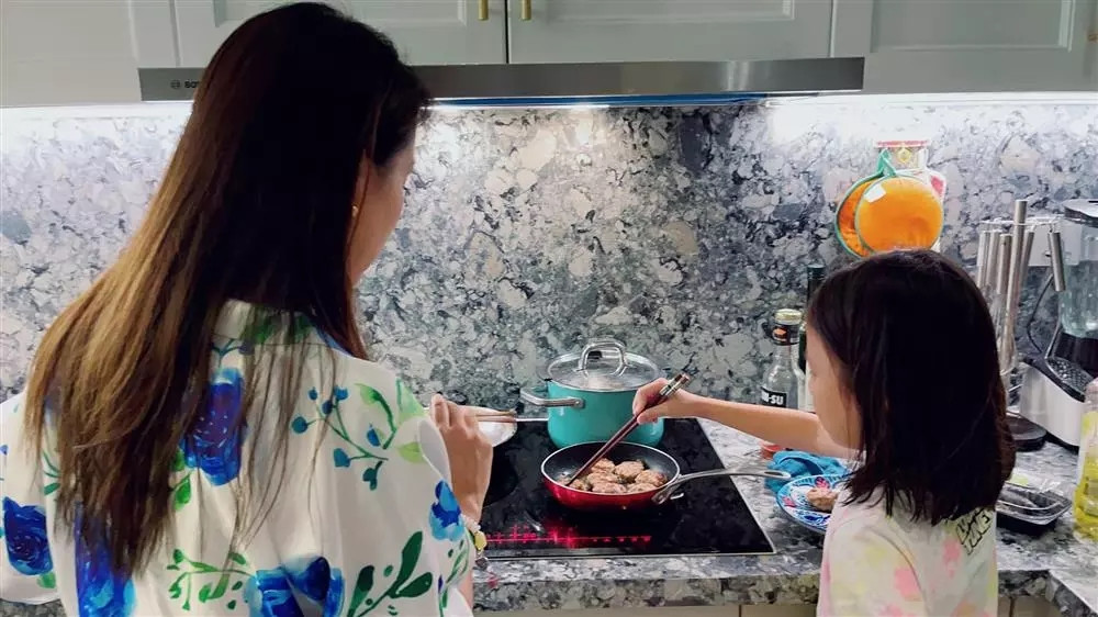 Van Hugo da san sang 