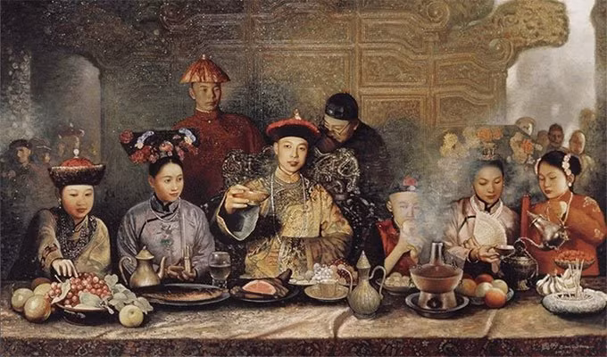 Hoang de nha Thanh: Moi bua 120 mon, tieu ton 