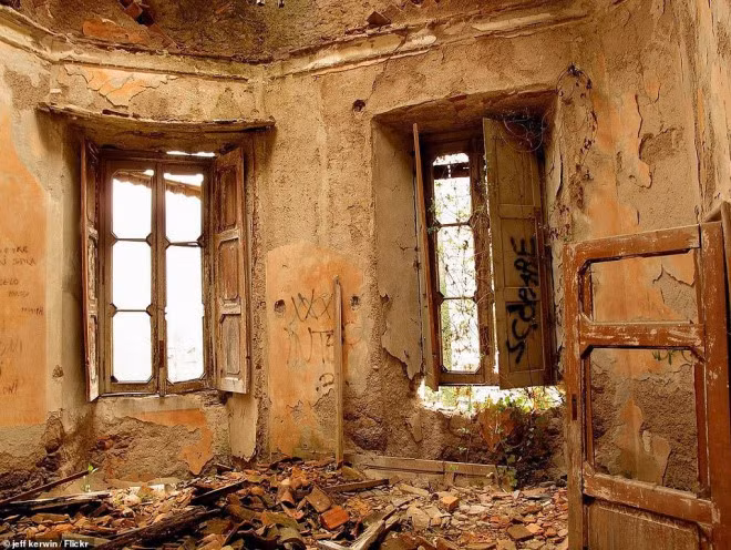 Dinh thu de nhat xa hoa cho tien khong ai muon mua-Hinh-8