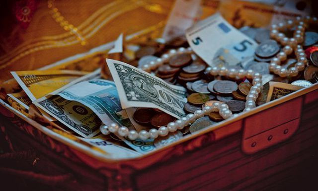 Canh ba: Dat thu nay xuong gam giuong dan du loc khi giau co