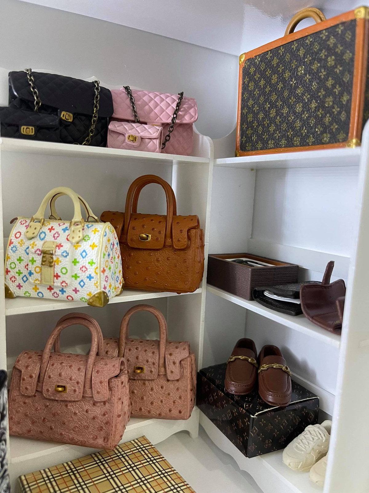 Co gai Da Lat chi tram trieu dong suu tam do choi trong gan 10 nam-Hinh-6