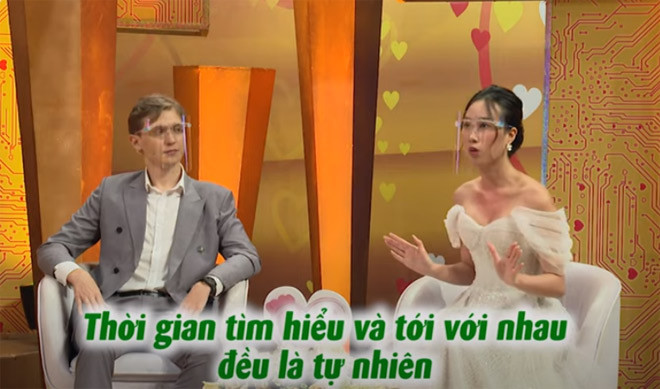 Quen trai Tây vài ngày, cô gái tự nguyện xách quần áo sang ở chung - Hình 5 Quen trai Tay vai ngay, co gai tu nguyen xach quan ao sang o chung-Hinh-5