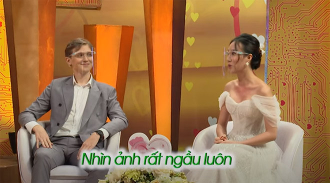 Quen trai Tây vài ngày, cô gái tự nguyện xách quần áo sang ở chung - Hình 3 Quen trai Tay vai ngay, co gai tu nguyen xach quan ao sang o chung-Hinh-3