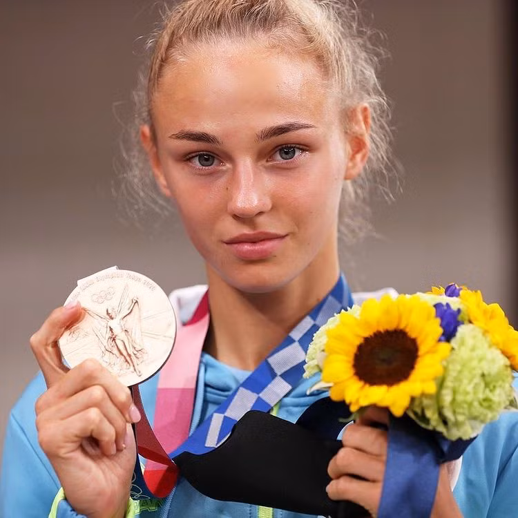 Ngày 25/7, VĐV Judo Daria Bilodid (20 tuổi) đã mang về tấm huy chương đầu tiên cho đội tuyển quốc gia Ukraine tại Thế vận hội Olympic Tokyo. Thi đấu ở hạng cân 48 kg nữ, Daria giành được huy chương đồng sau khi đánh bại VĐV Shira Rishony (Israel). Cô gái sinh năm 2000 nhận được sự ủng hộ nhiệt tình và trở thành niềm tự hào của những người hâm mộ Ukraine.