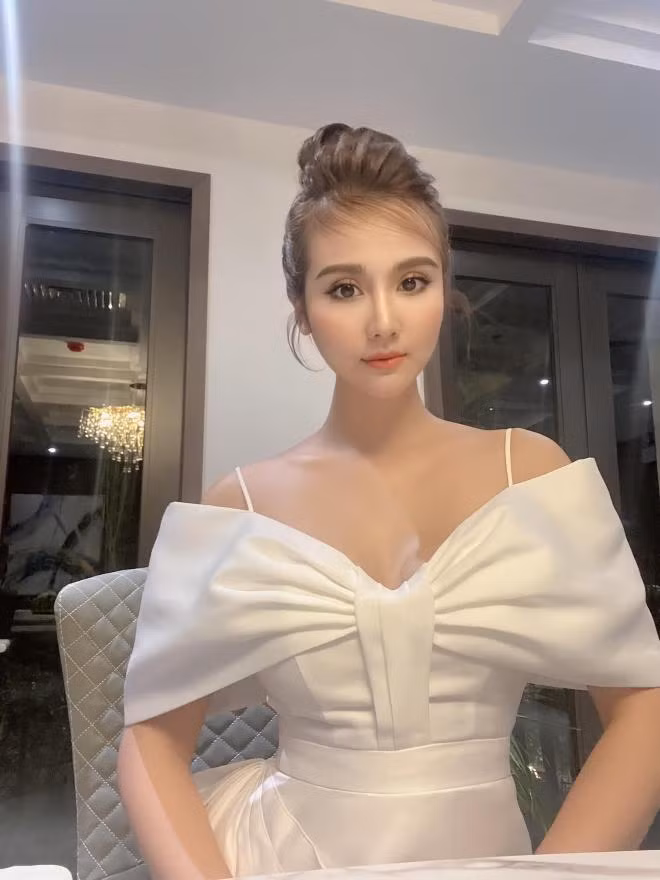 Con trai Huyen Lizzie cang lon cang dep trai nhu hot boy