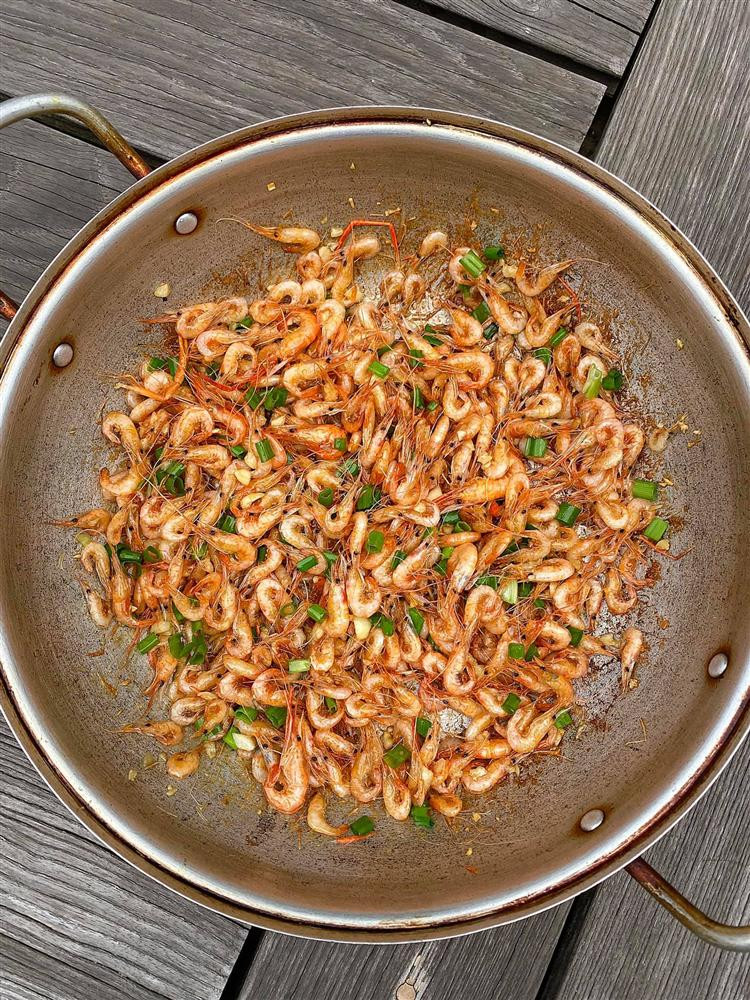 Tang Thanh Ha tro tai lam mon tep rang gia binh dan ma cuc ngon-Hinh-4