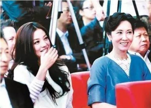 2 nhan vat chong lung Trieu Vy, giup dai hoa thoat nhieu 