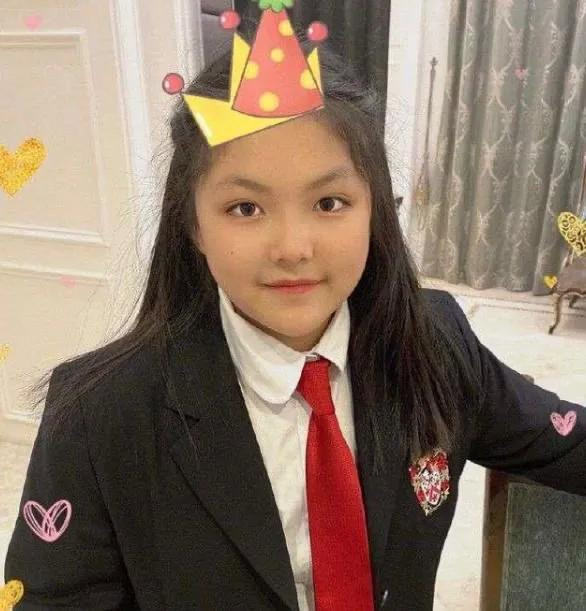 Sao Hoa ngu chi bao nhieu tien hoc phi cho con?-Hinh-6