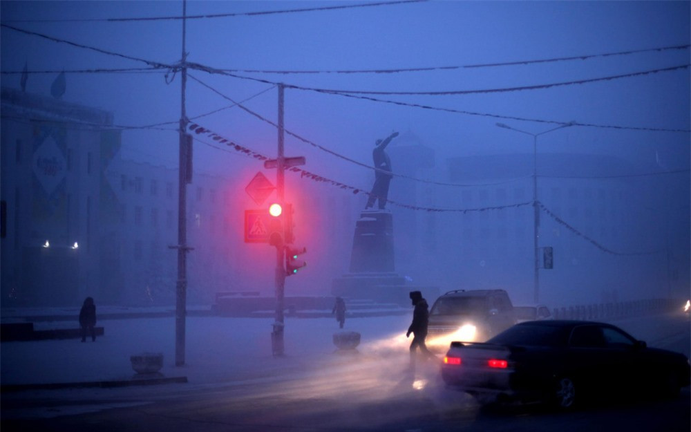 Những bức tượng từ thời Liên Xô vẫn hiện diện ở thành phố Yakutsk.