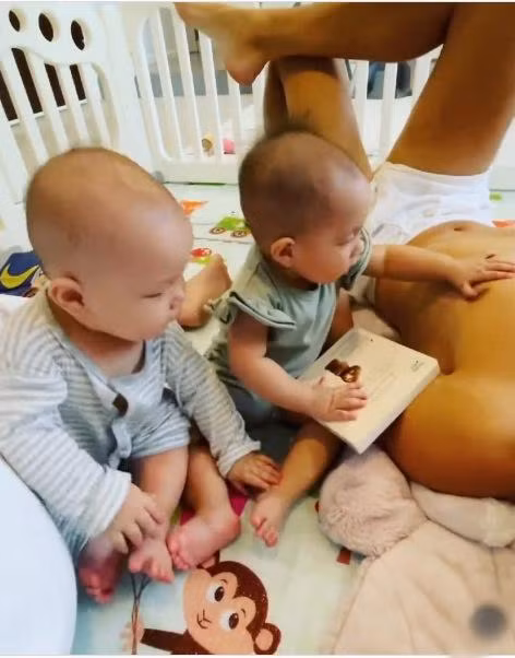 Cuoi ngat khoanh khac Lisa mam nham 