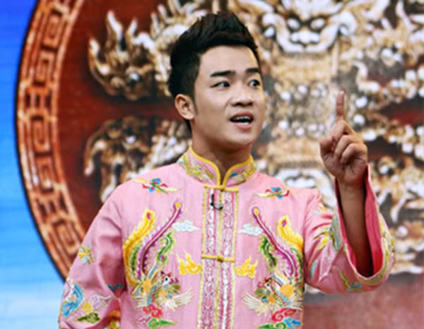 Hôn nhân của nam diễn viên thủ vai bố Tuấn lúc trẻ trong "Hương vị tình thân" - Hình 2 Hon nhan cua nam dien vien thu vai bo Tuan luc tre trong