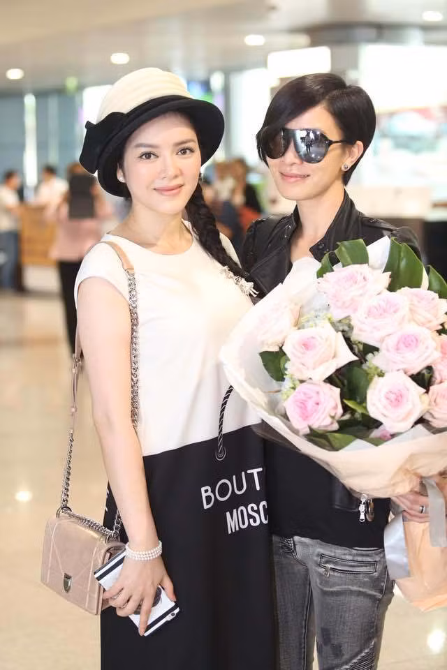 BTV Hoai Anh thoi su 19h dep dai cac-Hinh-5