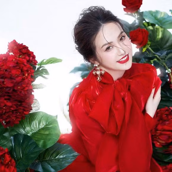 Tuan Hung khoe kheo ba xa tau them bat dong san moi