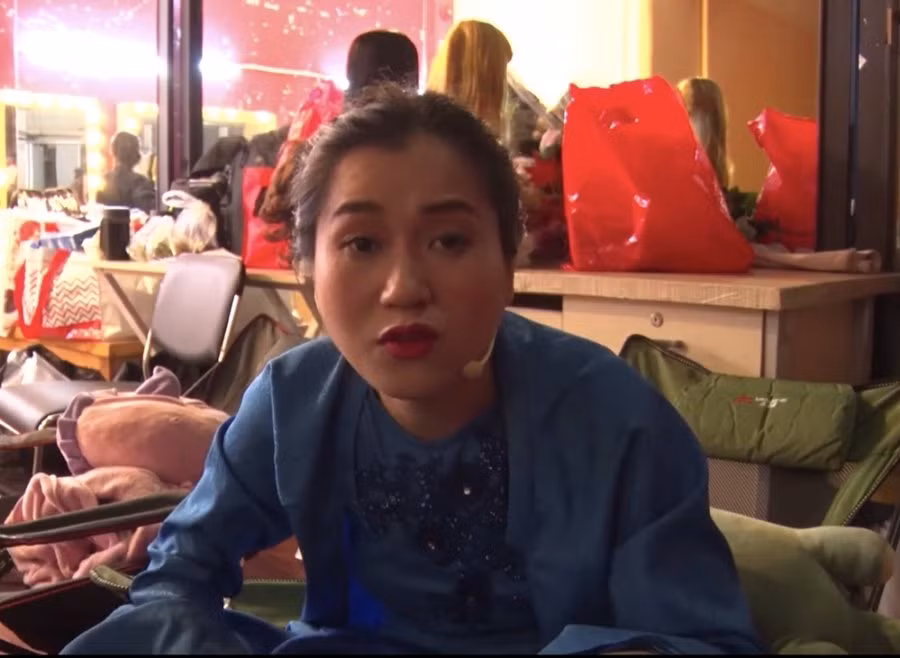 Tiến Luật tiết lộ Lâm Vỹ Dạ chính là đại gia - Hình 2 Tien Luat tiet lo Lam Vy Da chinh la dai gia-Hinh-2