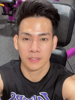 Phung Ngoc Huy gio ra sao sau hon mot nam Mai Phuong qua doi?-Hinh-3