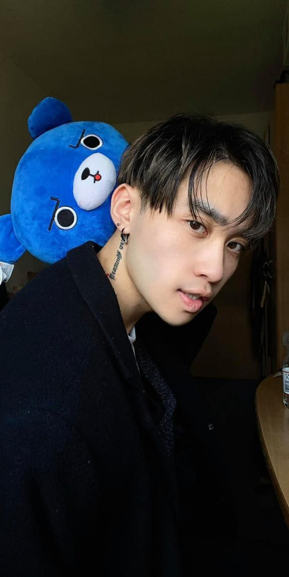 Em trai dien vien Van Anh: Noi buoc anh trai dan than vao showbiz-Hinh-3