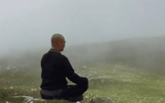 Ly Lien Kiet co the tieu tuy vi hang ngay ngoi thien trong hang-Hinh-5