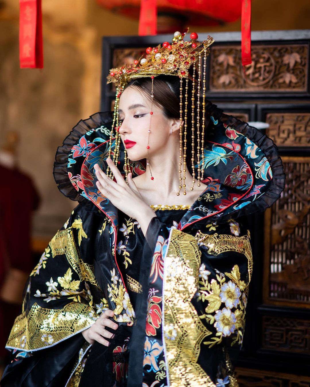  Cô kể bắt đầu có suy nghĩ là một phụ nữ từ năm 12 tuổi, bắt đầu tiêm hormone nữ sau đó hai năm. Cô từng chia sẻ với Zing: "Tất nhiên, ai phẫu thuật chuyển giới mà chẳng phải trải qua đau đớn về thể xác. Tôi cũng không ngoại lệ. Nhưng đó là sự đau đớn tôi mơ ước để có được. Tôi chấp nhận tất cả để được tìm về chính mình. Tin tôi đi, không có gì hạnh phúc hơn điều đó đâu".