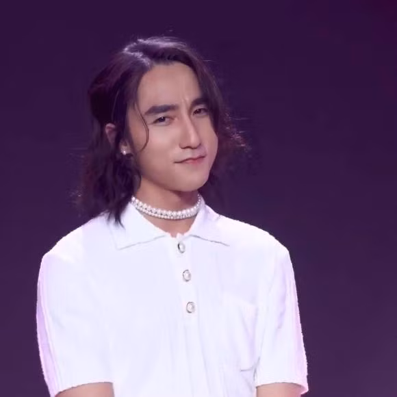 Son Tung gay choang voi ngoai hinh giong het Hai Tu-Hinh-2