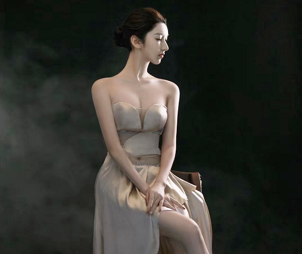 Thu doan lua tinh hon 30 nguoi dep cua Ngo Diec Pham-Hinh-2