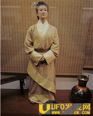 Khai quật mộ cổ 2.000 năm tuổi phát hiện thi thể vẫn còn nguyên ảnh 2 Khai quật mộ cổ 2.000 năm tuổi phát hiện thi thể vẫn còn nguyên ảnh 2