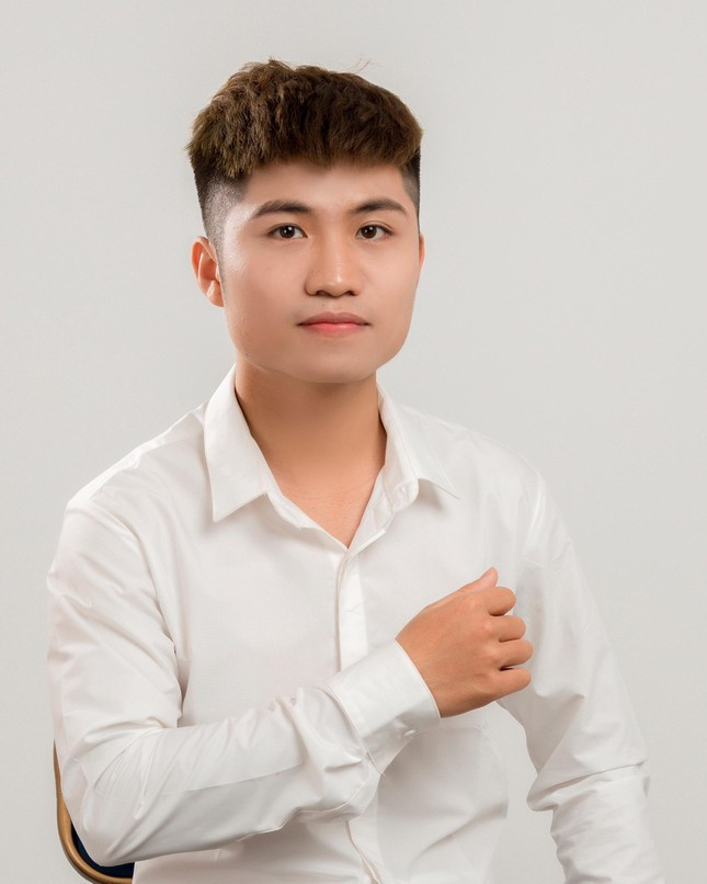 Nam sinh xu Nghe la Dang vien hoc hai truong de phat trien ban than-Hinh-6