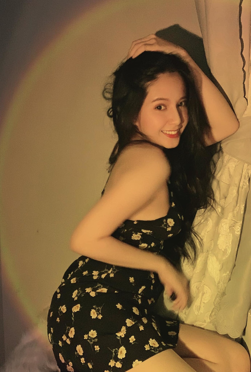 Thiên An tên thật Trần Nguyễn Thiên An sinh năm 1998 ở Bình Dương. Cô tham gia một số cuộc thi như Miss Teen 2017, The Face 2017 nhưng đạt thứ hạng khiêm tốn. Cuối năm 2019, khi mâu thuẫn giữa Jack và K-ICM nổ ra, cộng đồng mạng lan truyền thông tin Thiên An vì bênh vực nam ca sĩ sinh năm 1997 mà bị đuổi khỏi công ty. Thời gian qua, hot girl khá im ắng trong nghệ thuật, không tham gia các dự án mới.