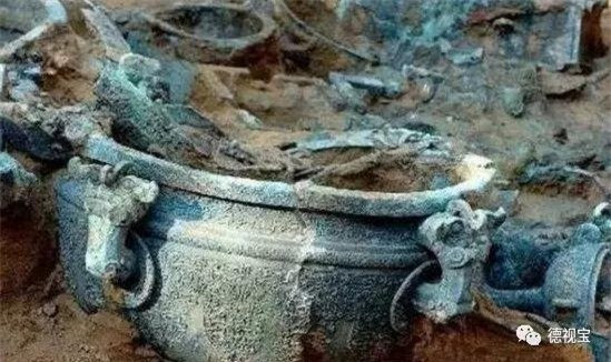 Tào Tháo chỉ huy cướp 30 hòm chứa vàng bạc, mở ra nạn trộm mộ ảnh 3