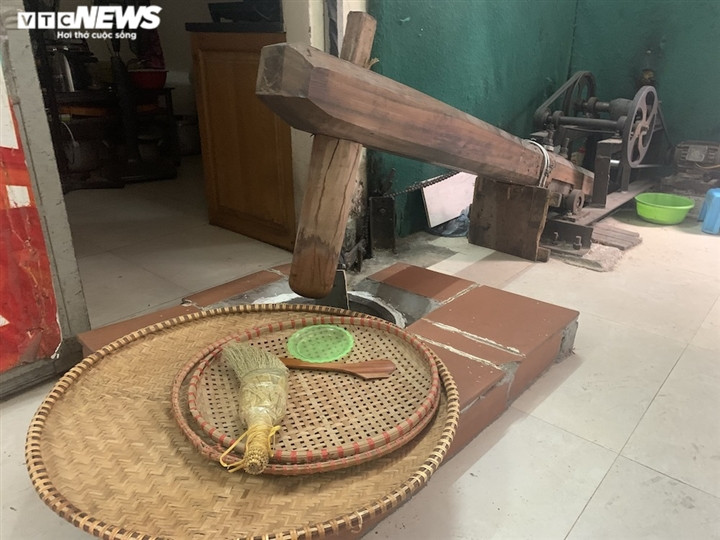 Lang com noi tieng Ha Noi im lim giua mua dich-Hinh-3