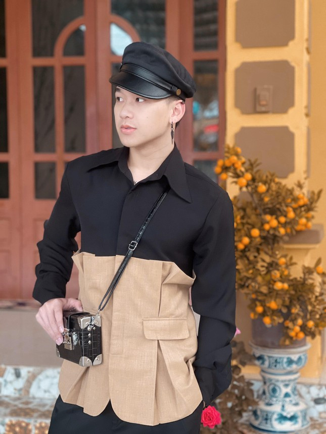 "Trước đó, bản thân mình hoàn toàn chỉ đam mê với ca hát chứ không nghĩ sẽ bén duyên với lĩnh vực Diễn viên điện ảnh. Khi tham gia phần thi năng khiếu, mình đã quyết định hát lại bài hát đã thi trượt tại Học viện Âm nhạc Quốc gia Việt Nam, đọc diễn cảm một bài thơ và thể hiện diễn xuất tình huống giả định do ban giám khảo đưa ra. Sau khi thi xong, mình hoàn toàn không chắc chắn sẽ đỗ và lúc đó nhen nhóm trong đầu mình suy nghĩ 'về nhà năm sau thi lại'. Thật bất ngờ, mình đã trở thành thủ khoa và trúng tuyển với số điểm 26".