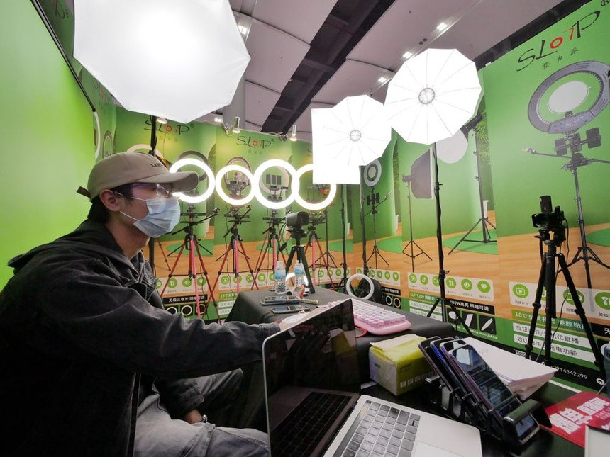 Nu doanh nhan kiem hang ty USD tu tiem tham my-Hinh-2