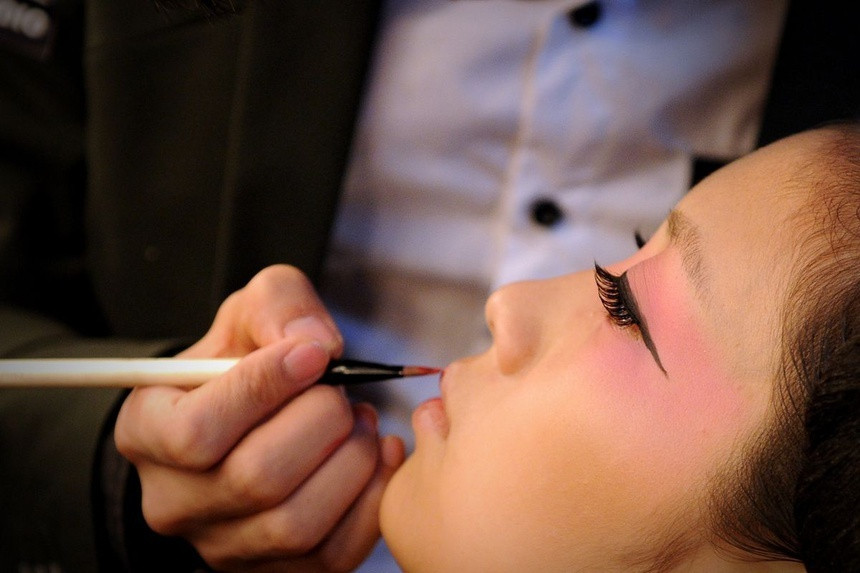 Nu doanh nhan kiem hang ty USD tu tiem tham my