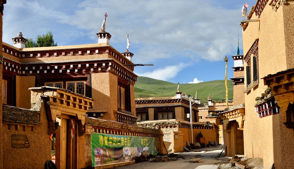 Vung dat o Tay Tang lot xac nho chang trai chan bo-Hinh-3