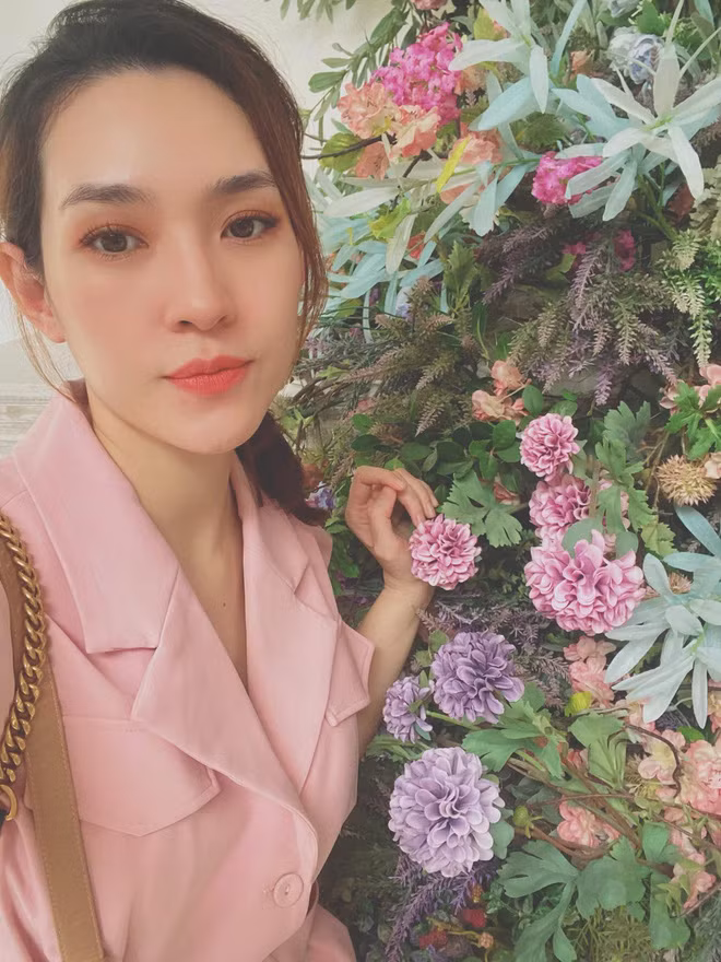 Nhan sắc và cuộc sống của Mỹ Hạnh "Hoa cỏ may" giờ ra sao? - Hình 5 Nhan sac va cuoc song cua My Hanh