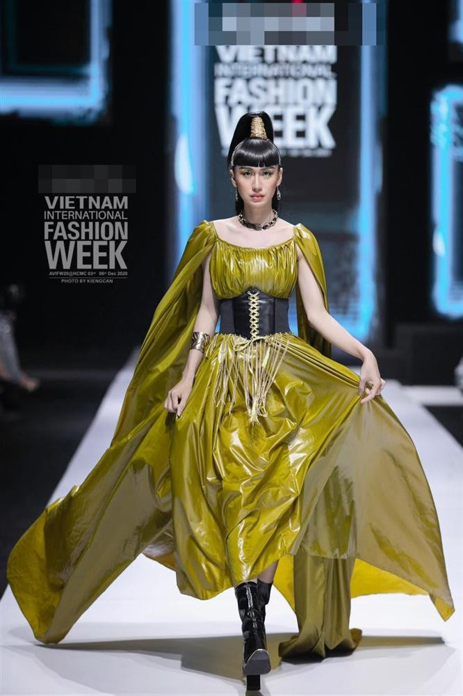 Lynk Lee van bi che giong dan ong du da chuyen gioi-Hinh-8