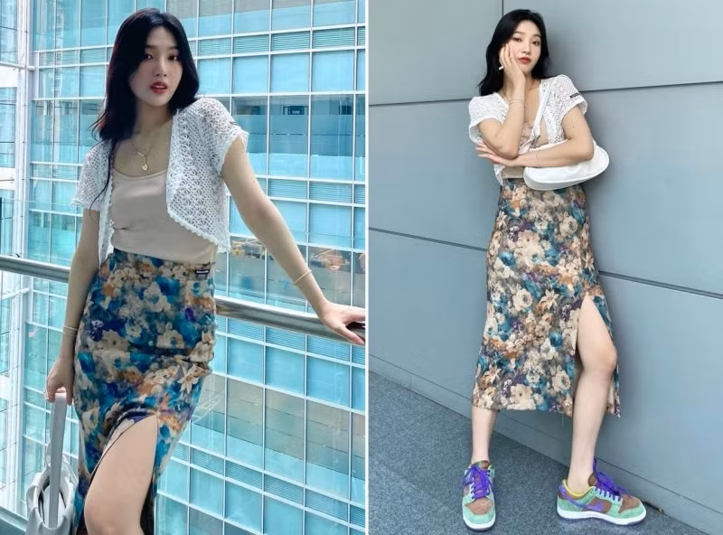 Chân váy xẻ qua tay Joy được phối cùng áo thun và cardigan len đan bỗng chốc trở nên trẻ trung, sành điệu hẳn.