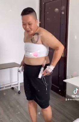 Hinh anh dau tien ve ba me 2 con o Can Tho sau khi chuyen gioi-Hinh-3