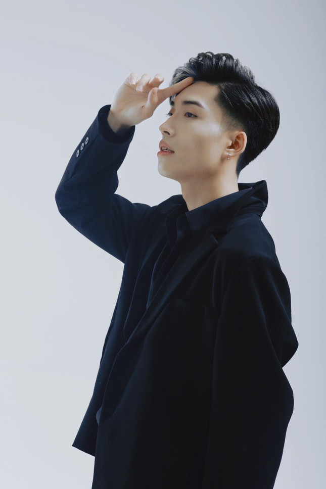 Dự định tới, Huy cho biết sẽ làm nhiều seri đa dạng hơn, làm phim ngắn và có cơ hội tham gia nhiều phim lớn, mang tới khán giả những giây phút thư giãn. Định hướng về lâu dài sẽ phát triển hình ảnh và phủ sóng thường xuyên hơn trên mạng xã hội.