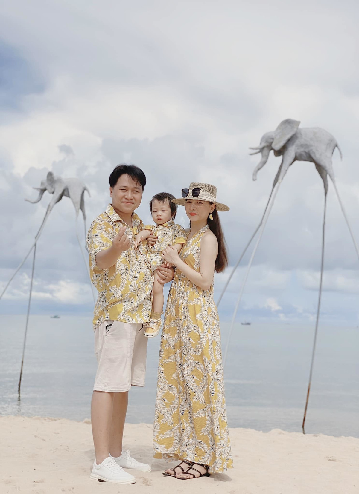 Tung muon lay chong giau, co gai 