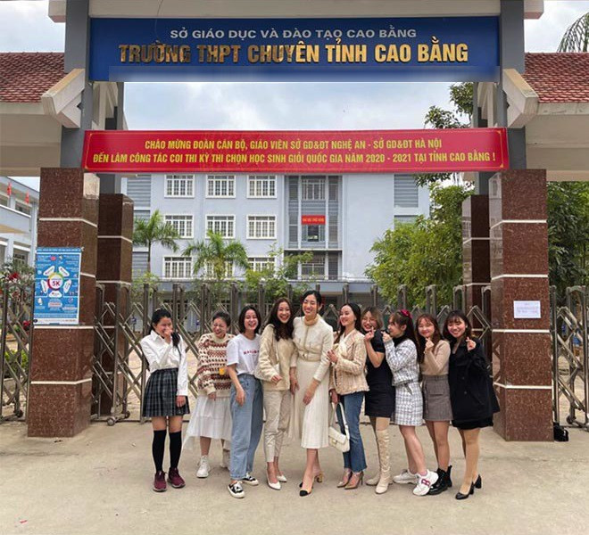 Luong Thuy Linh giong het 