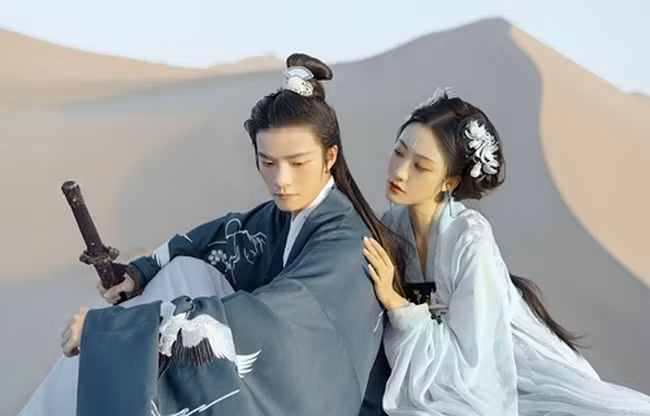 Thai hau quyen luc che troi, cuoi cung chet tham vi dam me thac loan-Hinh-4