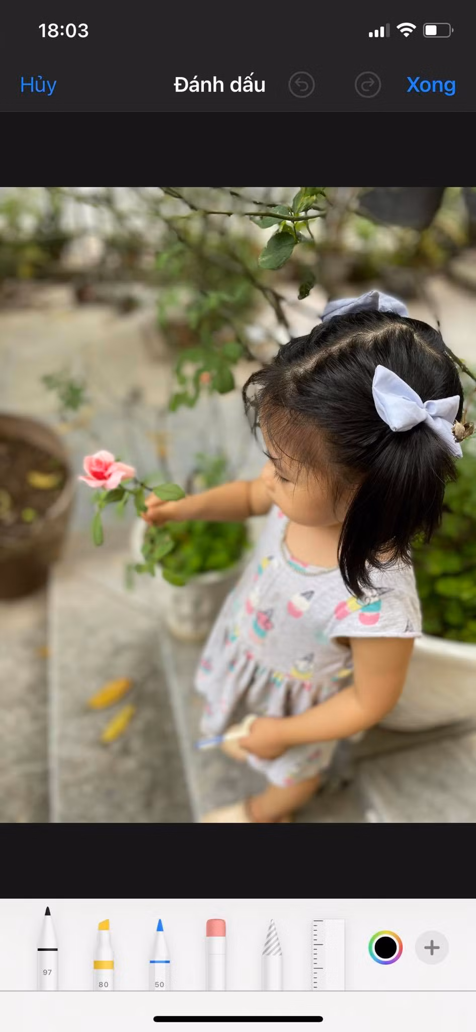 Meo chen van ban len anh tren iPhone, khong phai ai cung biet
