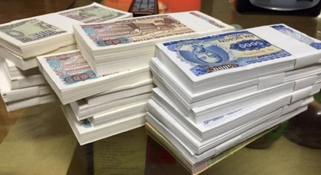 Doi tien le an chenh lech bi phat tien bao nhieu?