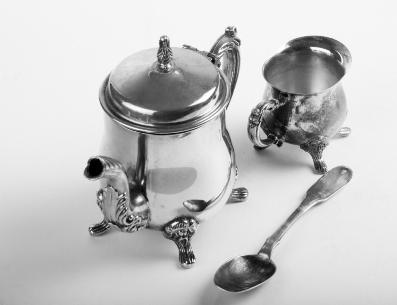 4 vat dung ban khong bao gio nen lam sach bang baking soda-Hinh-4