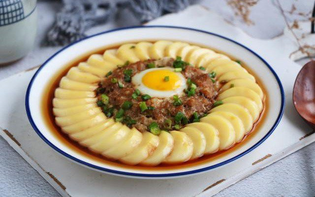 Dau phu dem nau chung voi 4 loai thuc pham la vua canxi