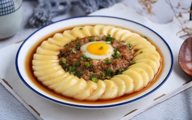 Dau phu dem nau chung voi 4 loai thuc pham la vua canxi