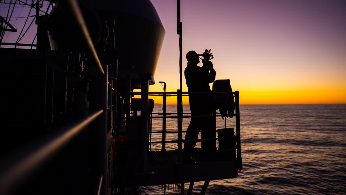 Lau Nam Goc muon thoat phu thuoc vao GPS