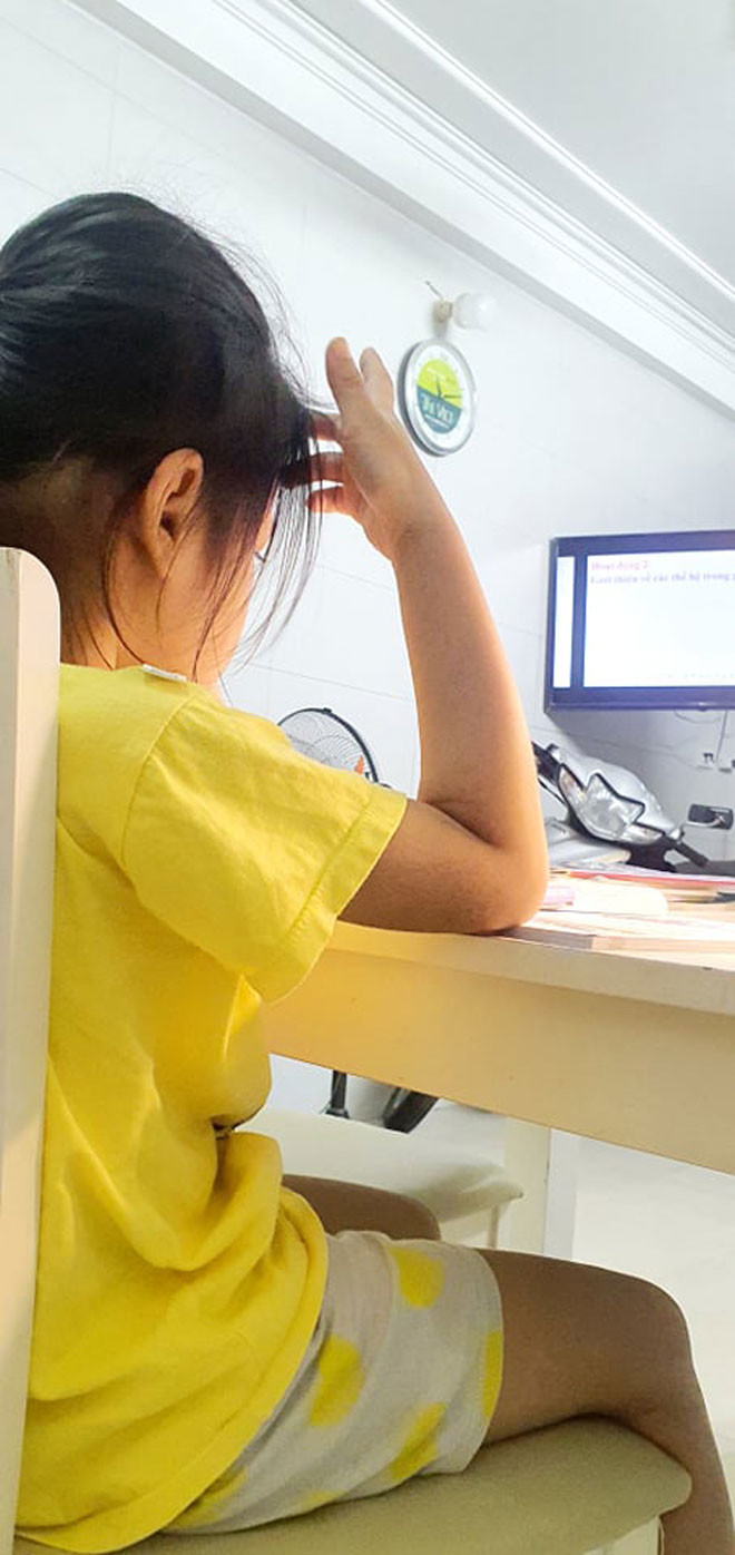 Dạy học online: 1001 tình huống bi hài cười ra nước mắt - Hình 3 Day hoc online: 1001 tinh huong bi hai cuoi ra nuoc mat-Hinh-3